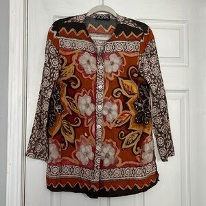“Cignal- button down floral blouse size small”